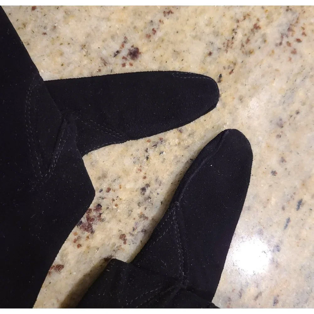 Vintage Size M 7 Black Soft Suede Leather Formal 8.5